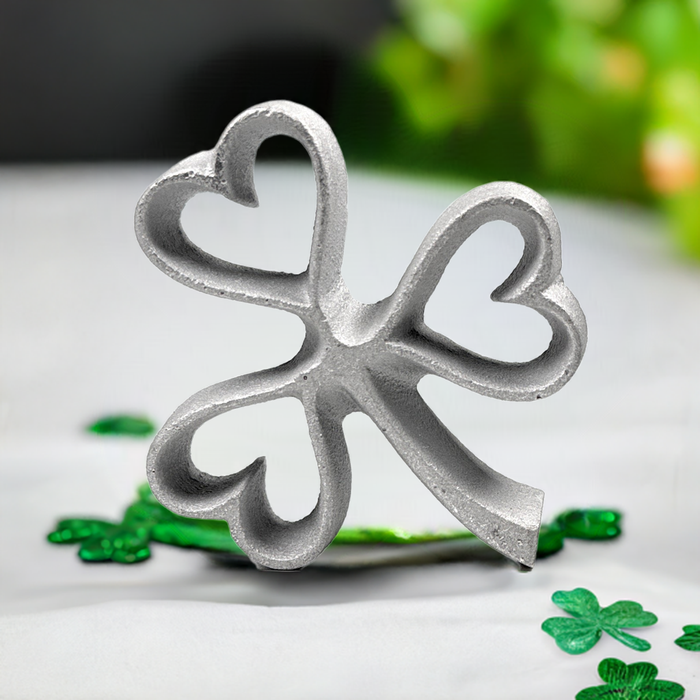 Scandinavian Rosette Mold, Shamrock Heart Celtic 3 x 2.75 x 0.5 Inches